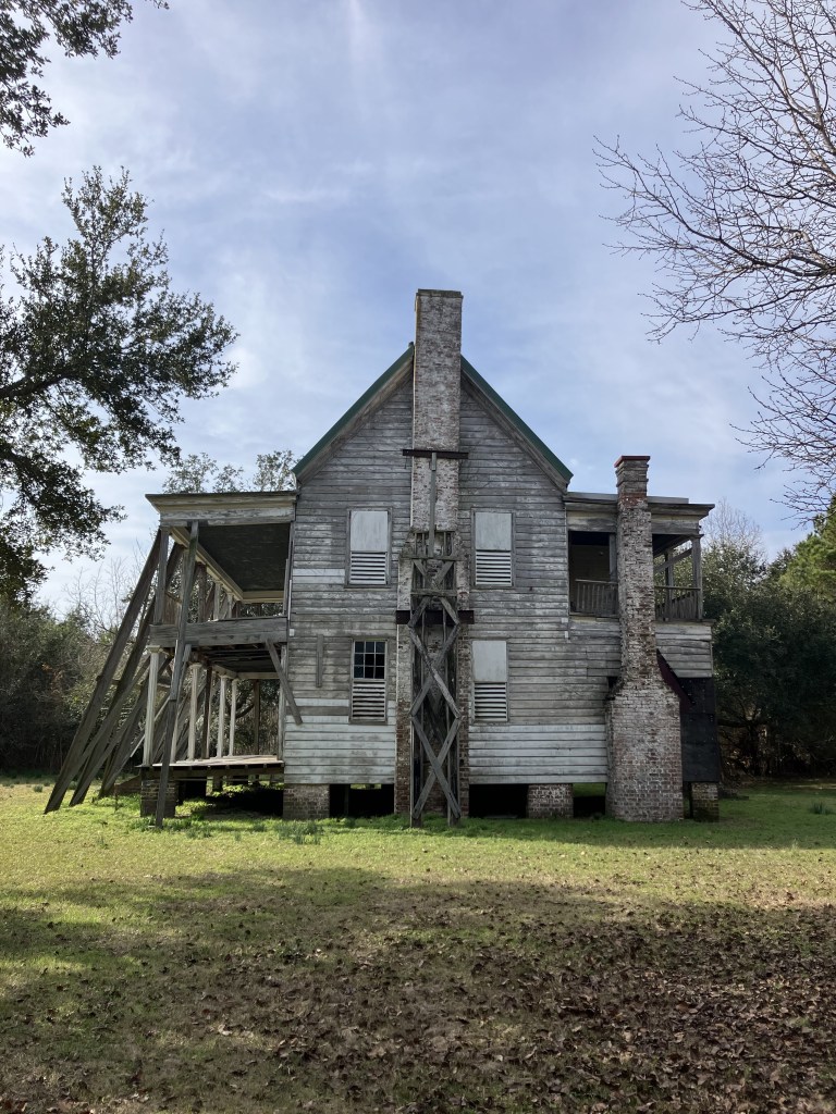 End of the Tibwin house with its brick chimney